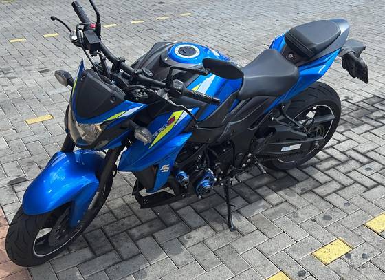 SUZUKI GSX-S750ZA 